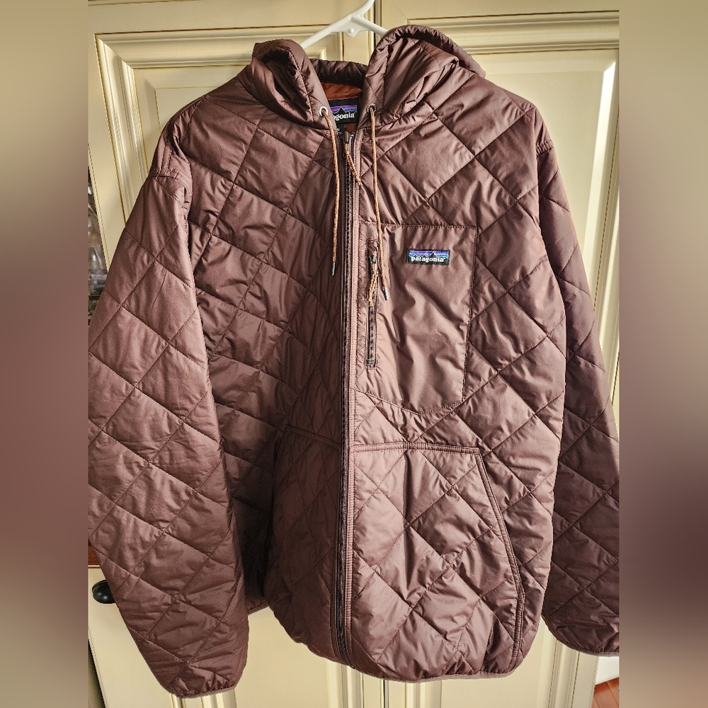 Patagonia Men's Chocolate Brown Quilted Puffer Jacket, Size XL